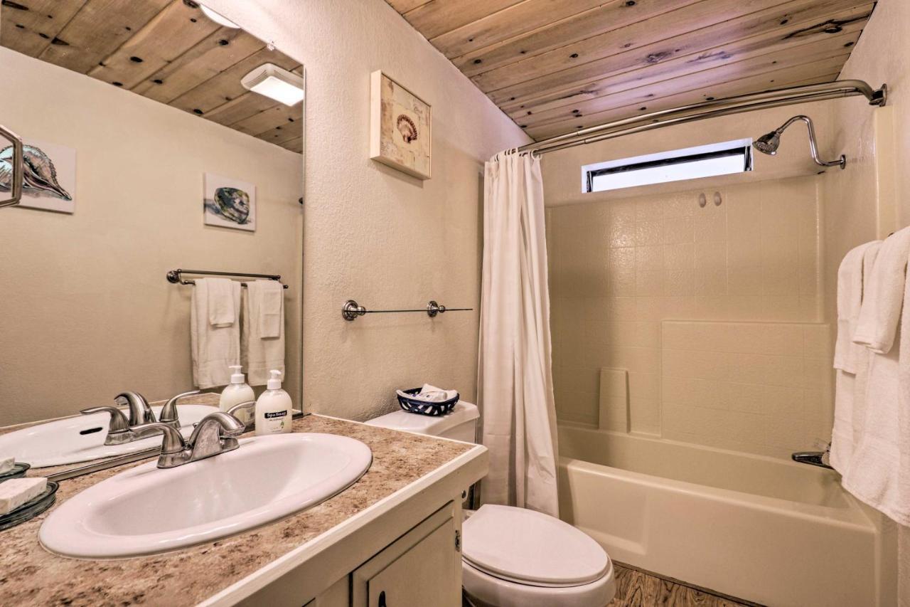 Rustic Bullhead City Retreat With Porch And Views 외부 사진