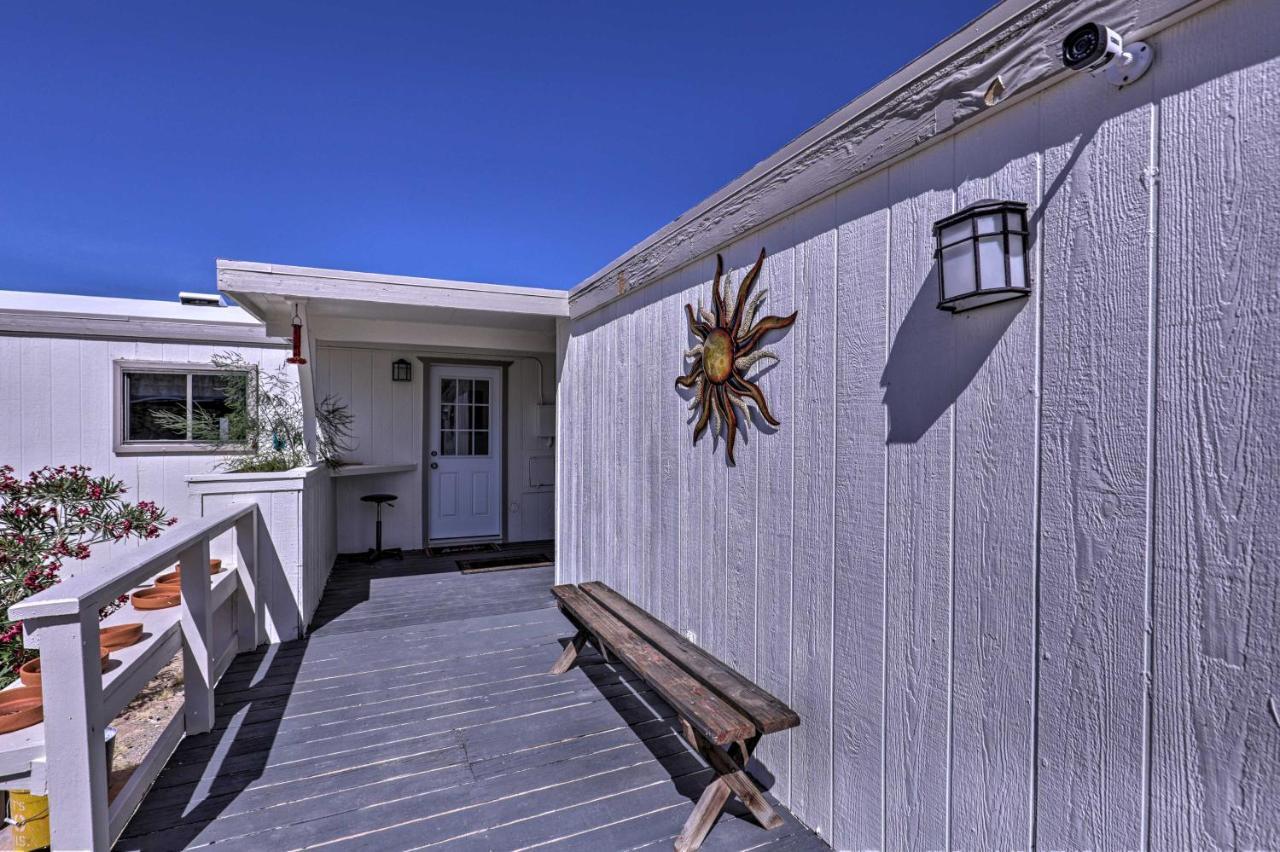 Rustic Bullhead City Retreat With Porch And Views 외부 사진