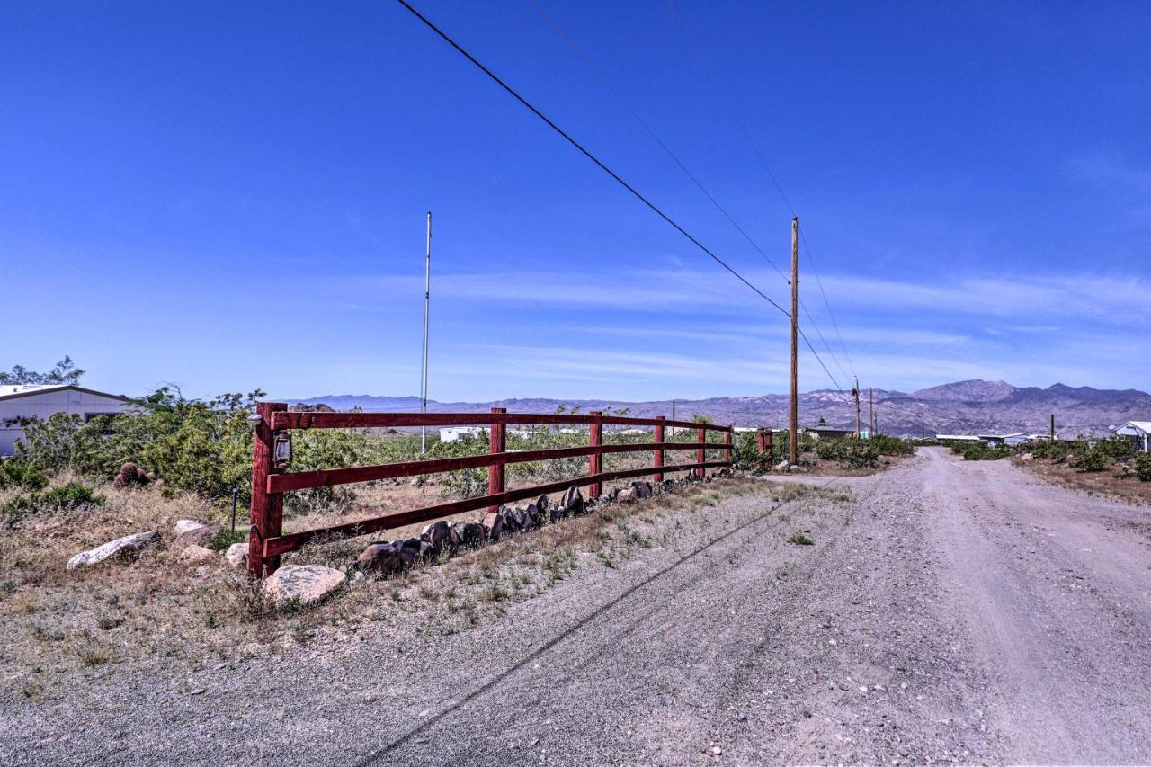 Rustic Bullhead City Retreat With Porch And Views 외부 사진